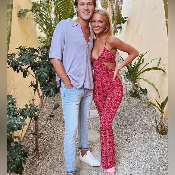 ZARA CUT OUT JACQUARD KNIT JUMPSUIT JACQUARD RED bloggers favorite size M - Picture 4 of 12